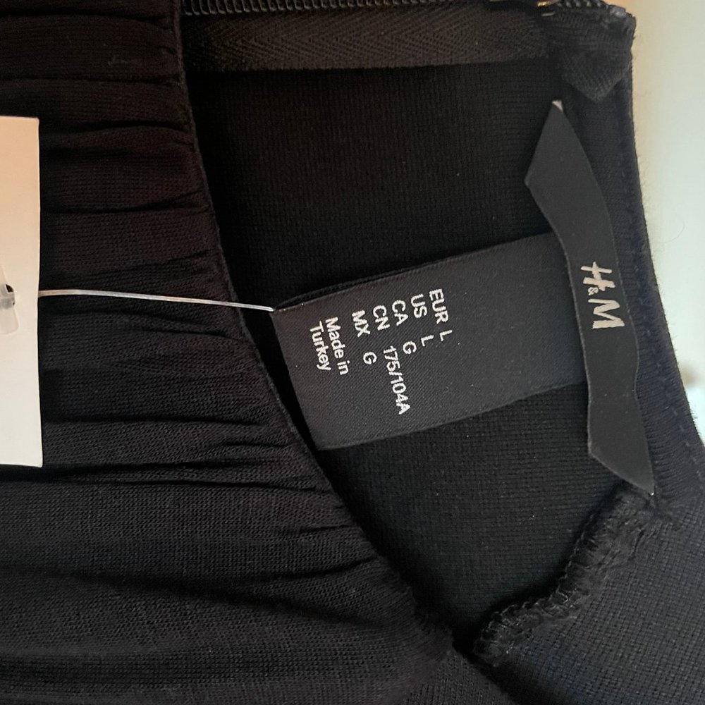 H&M DRESS - Picture 6 of 10